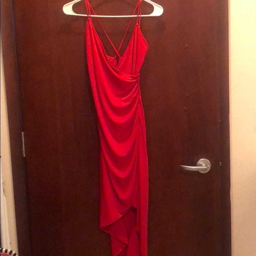 Red express dress - Picture 3 of 3